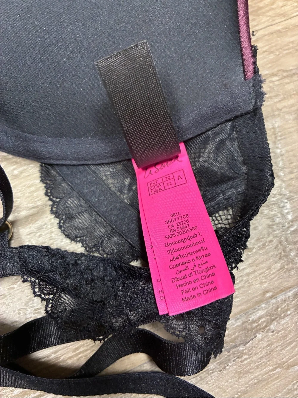 La Senza 2 Push Up Bras Obsession Plunge Lace Hello Sugar